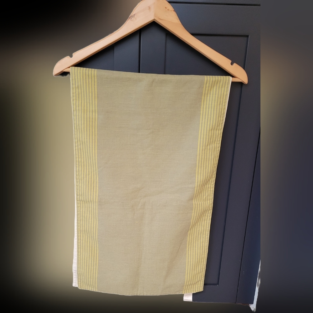 - West Elm Table runner